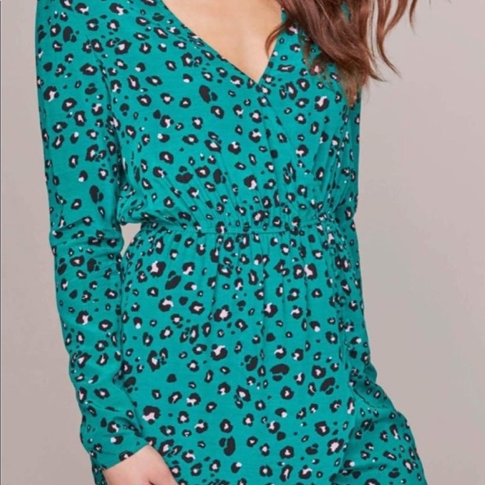 ASTR green leopard dress